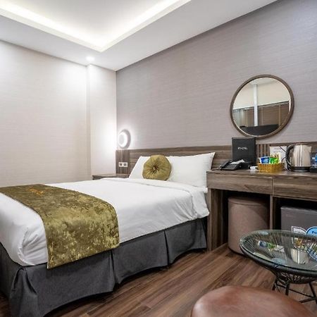 هانوي 3T Hotel 41 Nguyen Thai Hoc- By Bay Luxury المظهر الخارجي الصورة