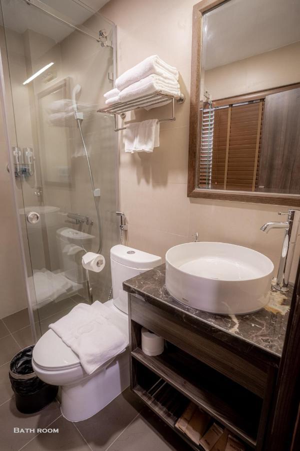 هانوي 3T Hotel 41 Nguyen Thai Hoc- By Bay Luxury المظهر الخارجي الصورة