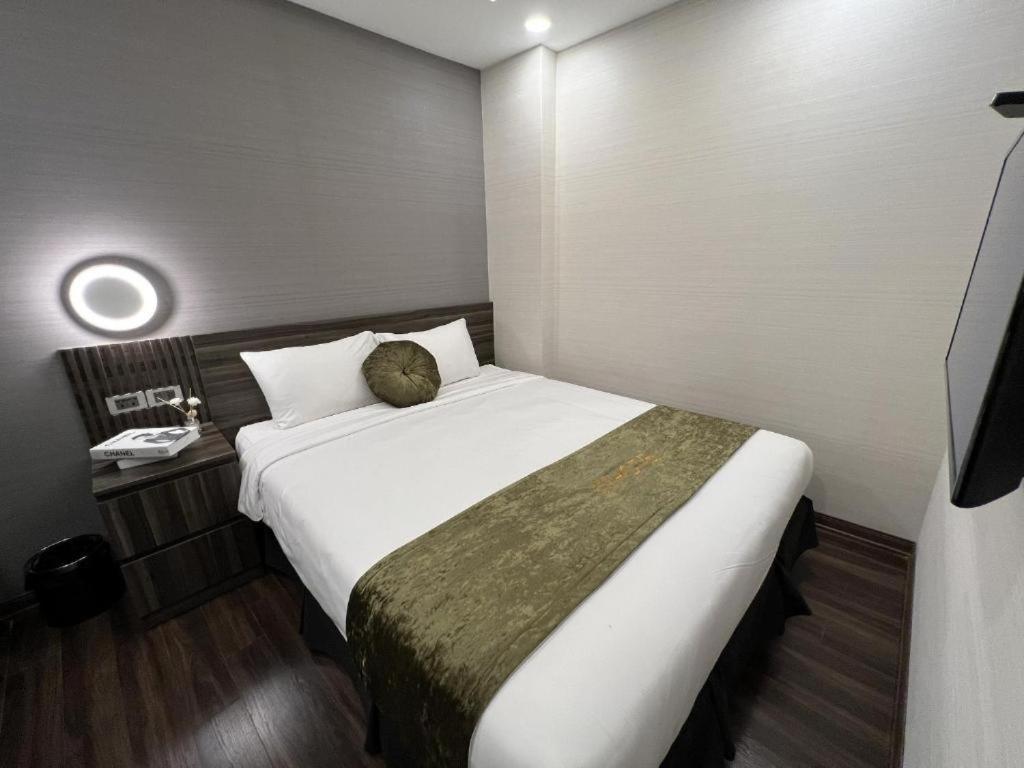 هانوي 3T Hotel 41 Nguyen Thai Hoc- By Bay Luxury المظهر الخارجي الصورة